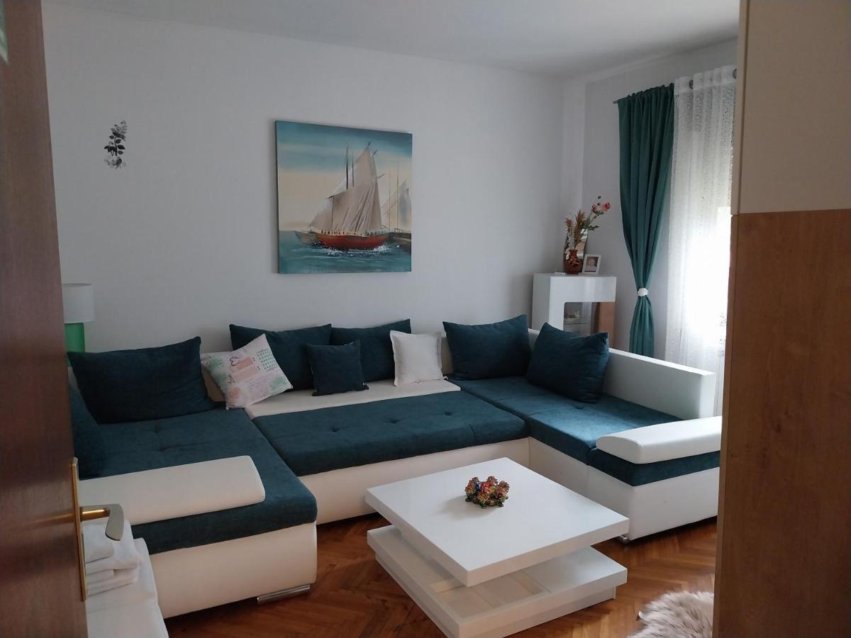 Marina Gloria Apartamento Zadvorsko Exterior foto